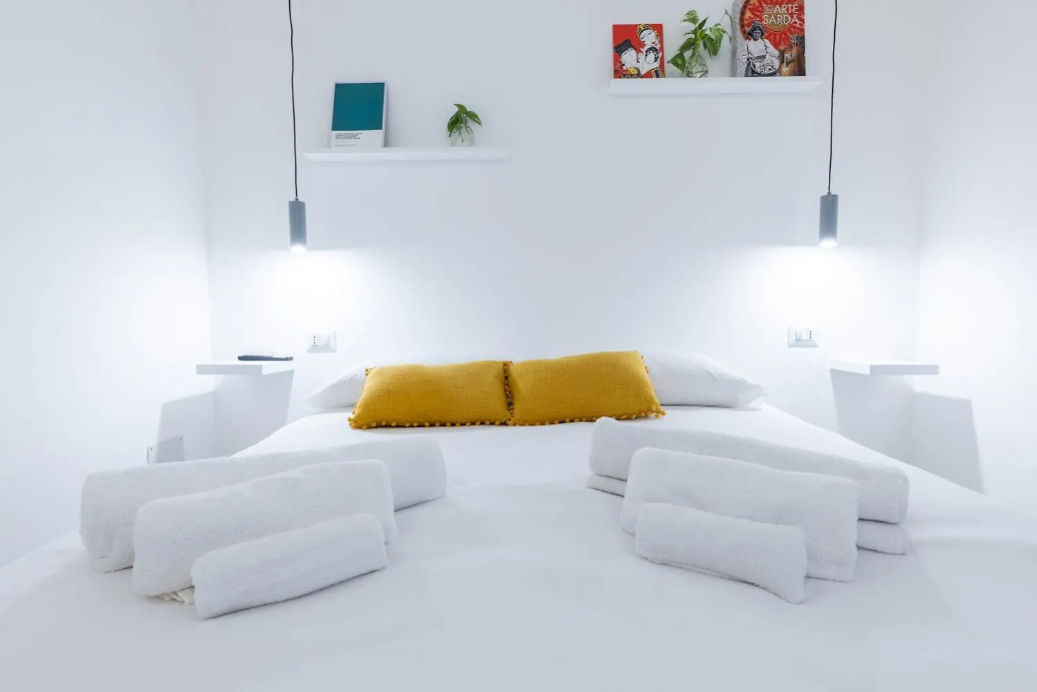 Urban Rooms contacts